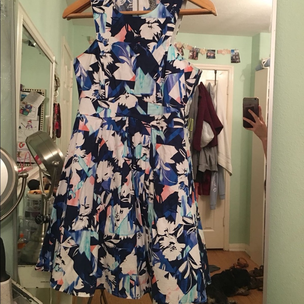Floral pattern dress